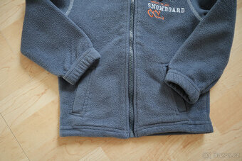 Chlapecká mikina vel. 104/110 - 2