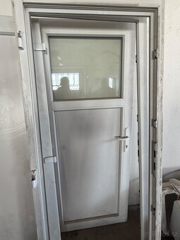 Bezpečnostní dveře - 2