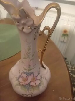 Porcelánová váza - 2