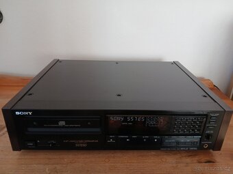 Sony CDP-557ESD - 2