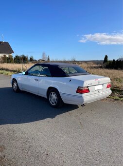 Mercedes e 320 cabrio 1995 - TOP STAV - 2