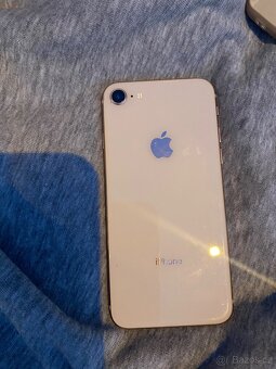 iPhone 8 - 2