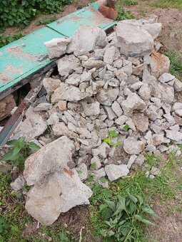 Kameny a beton - 2
