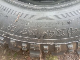Pneumatiky 245/70r16 nove - 2
