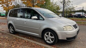 Touran 2.0Tdi DSG Automat BiXenony Webasto Parktronik Zaves - 2