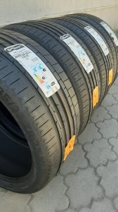 Nové letní pneu Continental 285/35 R22 - 2