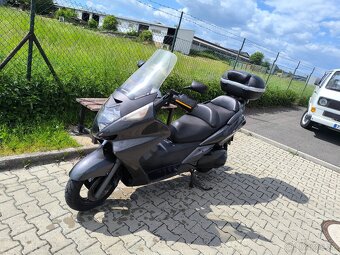 Honda Silverwing 400 r.v.08 najeto 42tis. - 2