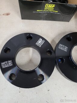 Rozšiřovácí podložky OMP 5x112 / 20mm - 2