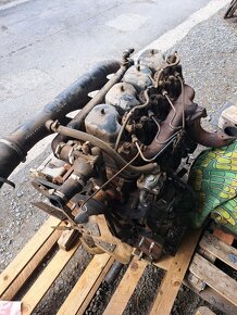 Motor zetor 7701 typ 7101 - 2