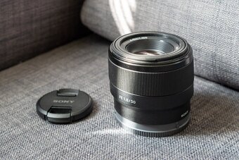 SONY FE 50mm F1.8 jako nový - 2