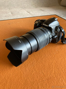 Nikon D3100 s objektivem AF-S NIKKOR 18-105mm VR - 2
