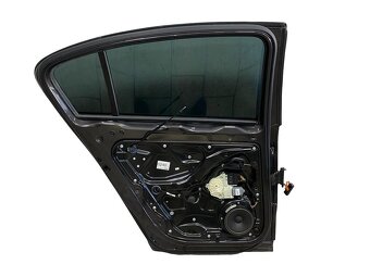 Levé zadní dveře hnědá metalíza LC8Z VW Passat B7 sedan 2012 - 2