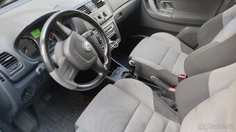 Prodám Škoda fabia combi modrá 1.2 TSI - 2