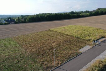Prodej stavebního pozemku 998m² v k.ú. Domašov u Šternberka - 2