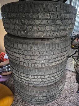 Zimní pneu 215/60 r16 95h - 2