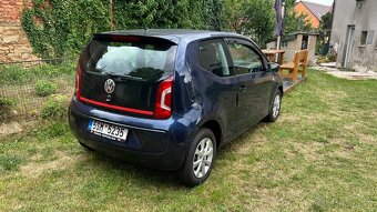Volkswagen Up - 2
