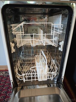 Myčka Whirlpool ADP 750 WH (bílá, úzká) - 2