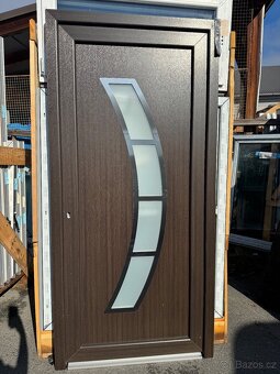 vchodové plastové dveře 100x210 - 2