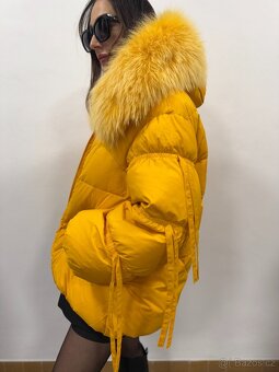 Dámská péřová bunda s pravou liščí kožešinou - 2