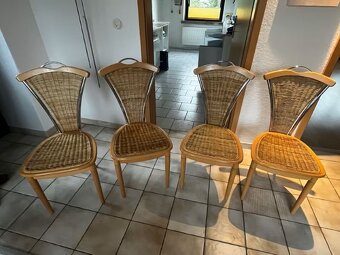 Židle 4 ks - ratan a masivní dřevo, pěkný stav - 2