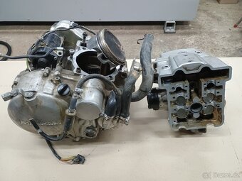 Motor Kawasaki KLX 650 - 2