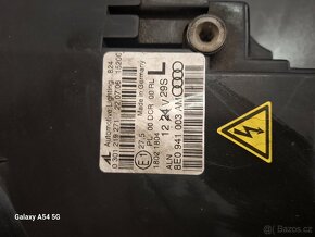 Audi A4 B7 xenon - 2