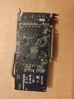 RX 570 8gb - 2