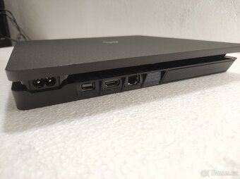 PS4 slim 500GB bez ovladače - 2