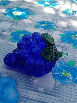 modrý skleněný hrozen - 2