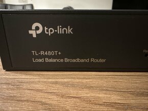 TP-link R480T router - 2