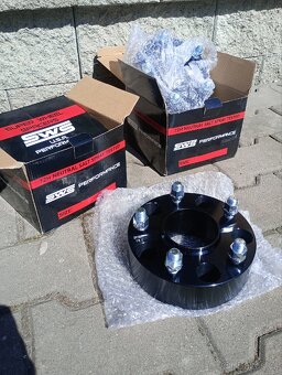 Sada rozšiřovacích podložek Dodge RAM - 2