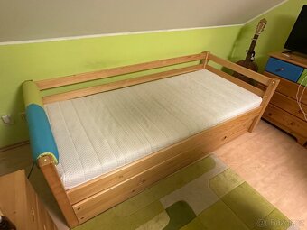 Postel s výsuvným lůžkem - 2