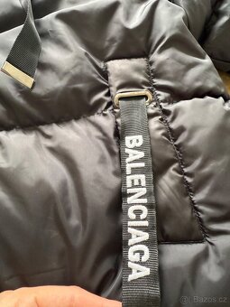 Balenciaga Bunda - 2