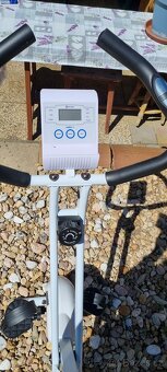 Rotoped zn. X-Bike XBK700 Pro Exercise Bike wht/blu - 2