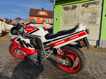 Suzuki gsx-r,gsxr 750 - 2