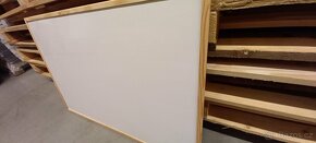 Magnetická bílá tabule - dřevěný rám - 120 x 90 cm - 2