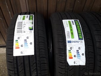 215/55R17 98V XL Evergreen EH23 4 x LÉTO - NOVÉ - 2