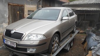 ;nd z škoda octavia 2 2.0fsi sahara 9201 bílá červená - 2