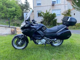 Honda Deauville NT700V - 2