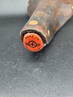 Historické sedlo Favorit PWB, znak v krásném stavu - 2