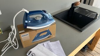 Žehlička Philips 3031/20 - 2