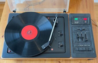 Retro gramofon Tesla NZC 150 Stereo + 2 repro – plně funkční - 2