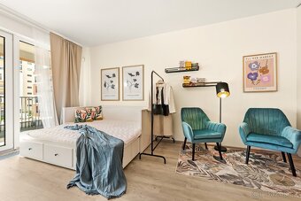 Pronájem zařizeného bytu 1+kk 35 m² s balkonem - 2