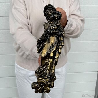 Krásná nástěnná socha Panna Marie - 2