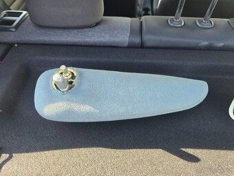 Citroen Berlingo Peugeot Partner opěrka ruky a hlavy - 2