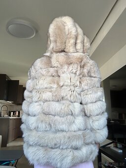 Kožich z lišky 8v1 velikost M - 2