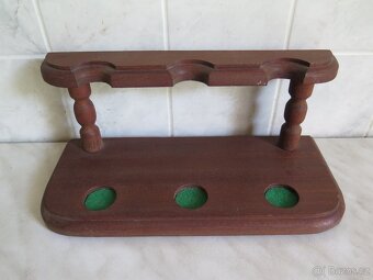 Stojánek na dýmky - 2