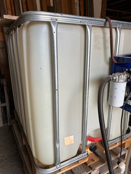IBC nádrž 1000l - 2