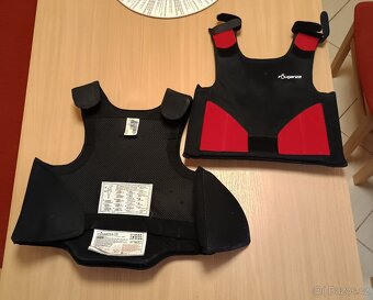 Jezdecká ochranná vesta Fouganza vel. 12-14 let LEVNĚ - 2