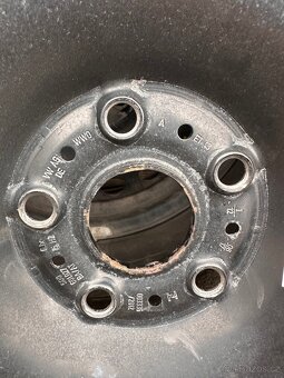 Plechové disky 6Jx15 + pneu 195/65 R15 Barum Polaris 3 - 2